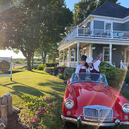 Toba'S Bed & Breakfast Lunenburg Extérieur photo