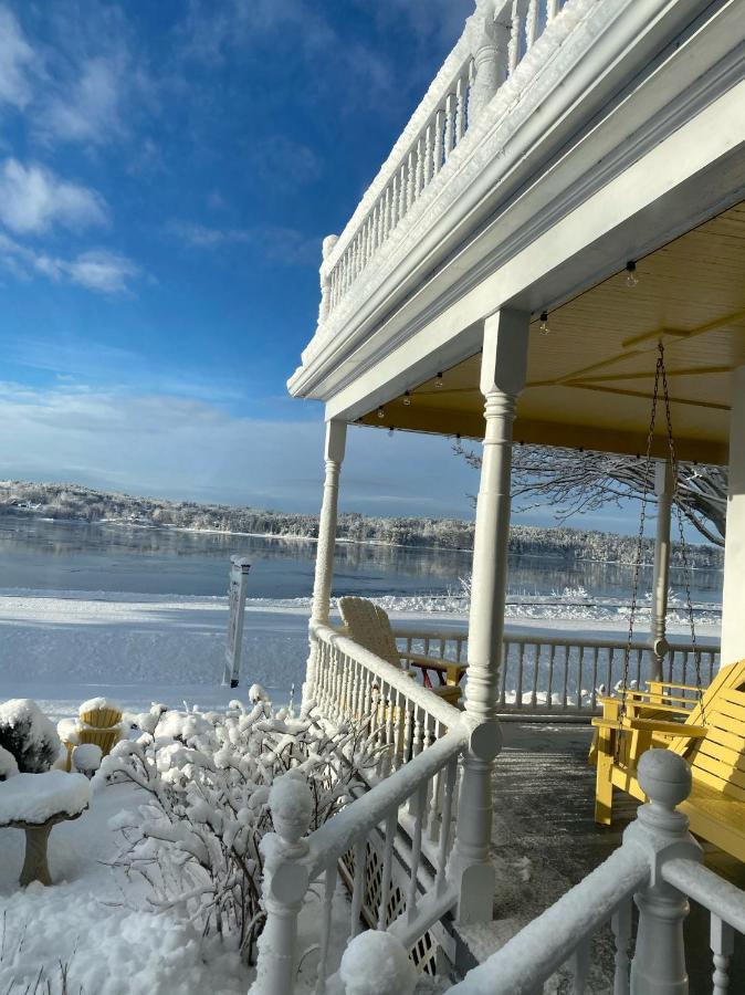 Toba'S Bed & Breakfast Lunenburg Extérieur photo