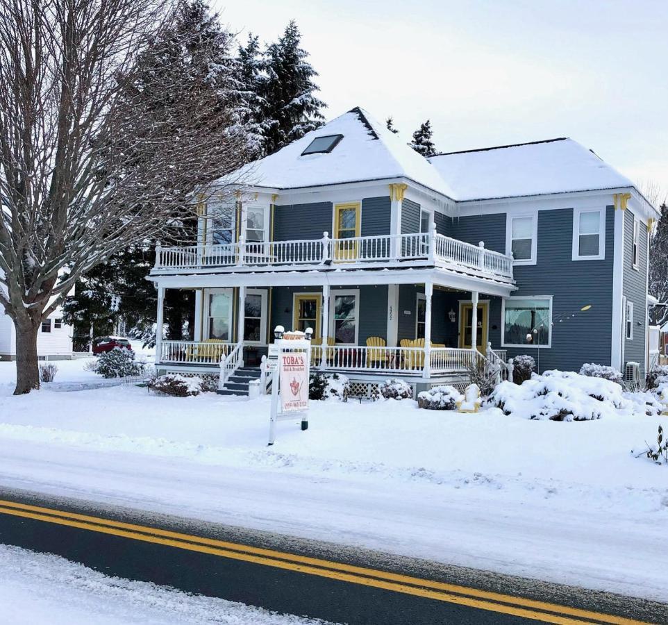Toba'S Bed & Breakfast Lunenburg Extérieur photo