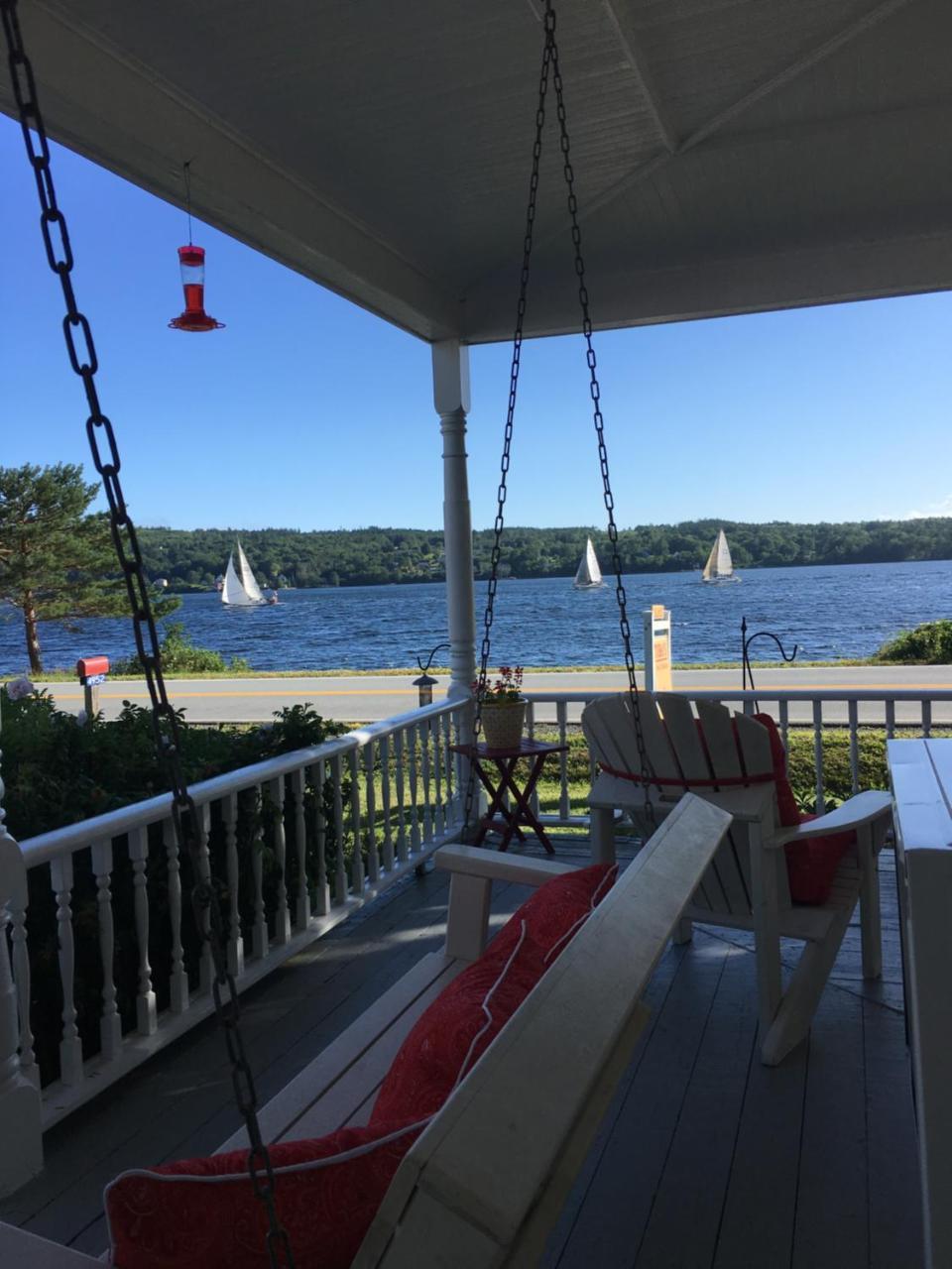Toba'S Bed & Breakfast Lunenburg Extérieur photo