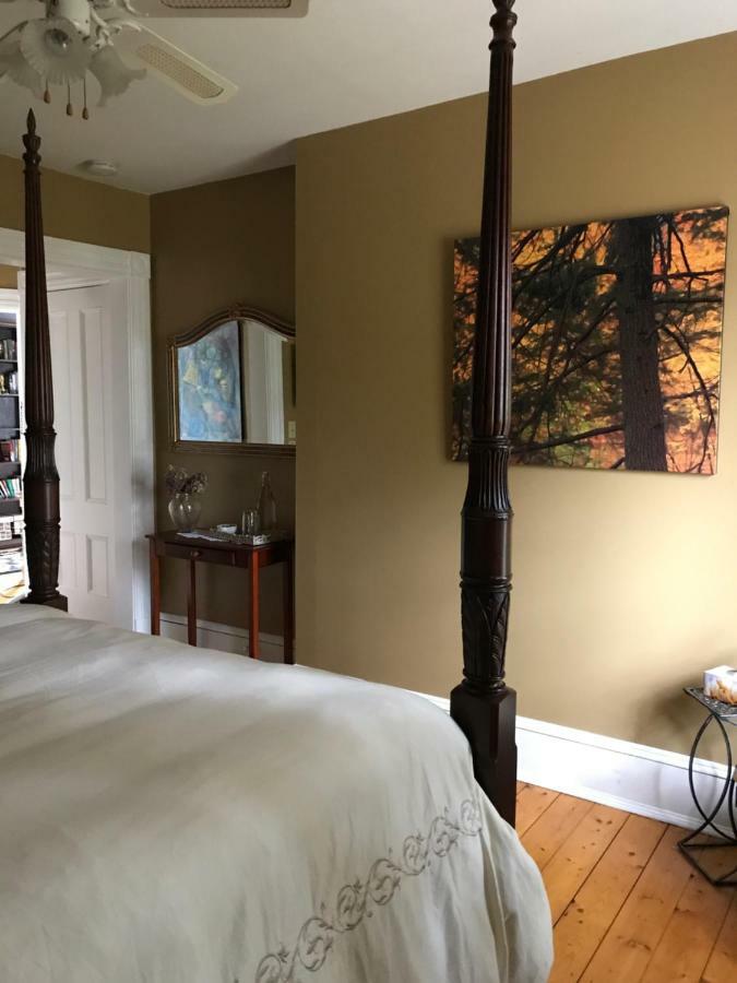 Toba'S Bed & Breakfast Lunenburg Extérieur photo