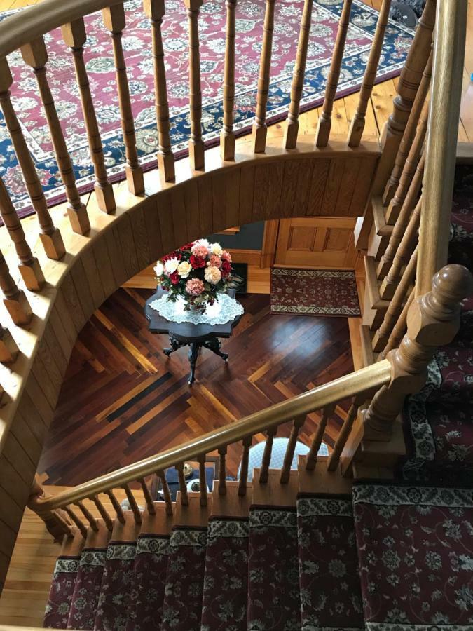 Toba'S Bed & Breakfast Lunenburg Extérieur photo